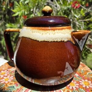 Vintage 1930s York Pottery by Pfaltzgraff Stoneware‎ Earthenware Drip Pot Glazed